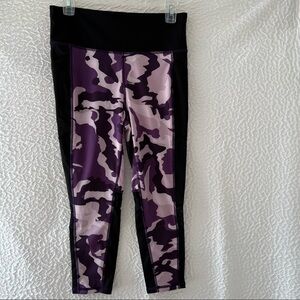 ! NWT Rise by Lularoe Legging Black/ Purple 
Size Large